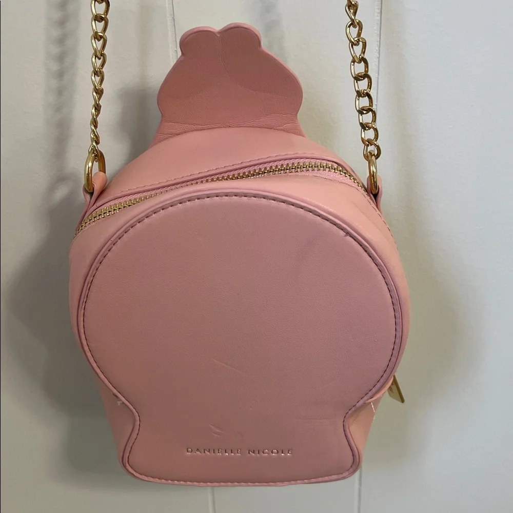 Danielle Nicole Disney Love Alive in Wonderland Magical Snowglobe Crossbody Bag - Picture 12 of 12